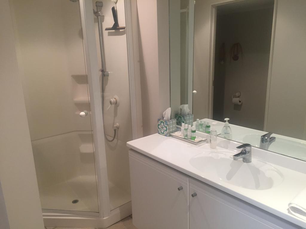 Palm Garden Apartment โอ๊คแลนด์ ภายนอก รูปภาพ